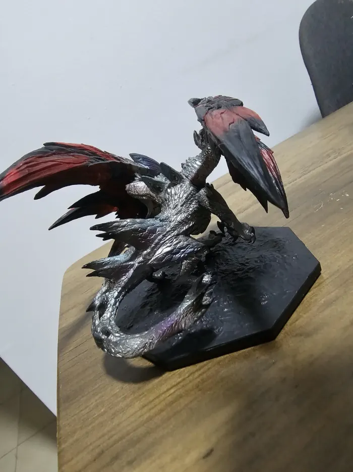 Valstrax Crimson Glow — Monster Hunter vista 3